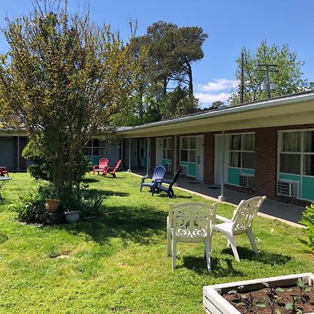 Bay Inn Hotel North Camellia Acres Exteriör bild