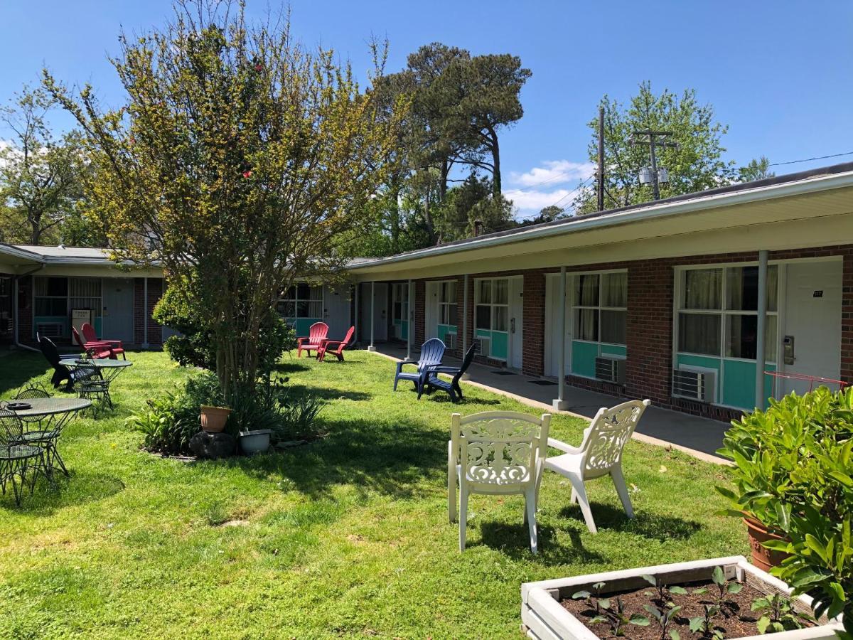 Bay Inn Hotel North Camellia Acres Exteriör bild